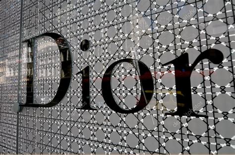 de donde es la marca dior|dior official website.